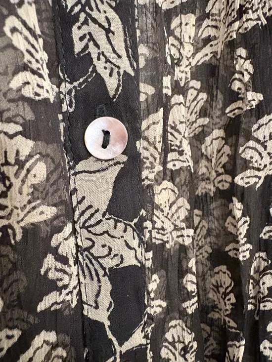 MAISON HOTEL VENICE BLOUSE YING YANG Semi Sheer Ruffle Details Small - Picture 8 of 12